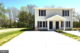 43 Meadowood Ln, Harrington, DE 19952