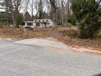 3653 E Tyler Rd, Twin Lake, MI 49457