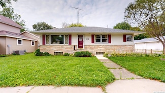 112 W Congress St, Nora Springs, IA 50458