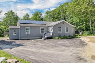 265 Lowell St, Rochester, NH 03867