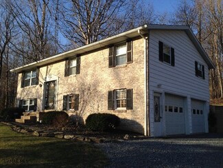1910 Frosty Hollow Rd, Roaring Spring, PA 16673