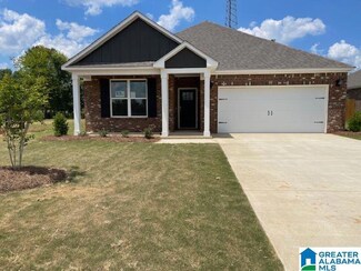 1013 Birch Ln, Prattville, AL 36066