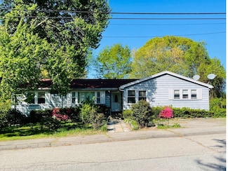 38-40 Hollis St, Randolph, MA 02368