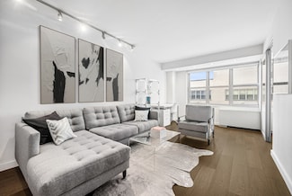 205 3rd Ave Unit 12U, New York, NY 10003