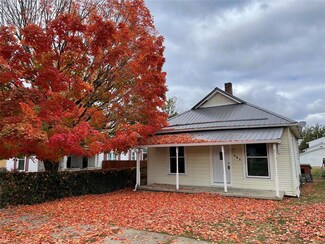 210 E Mulberry St, Morgantown, IN 46160
