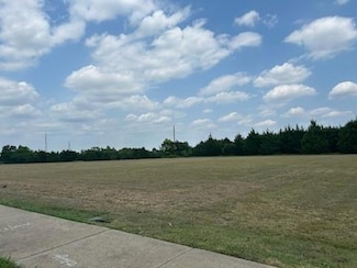 123 S Parks Dr, Desoto, TX 75115