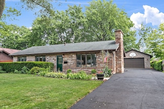 385 Illinois Blvd, Hoffman Estates, IL 60169