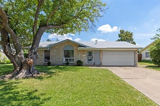 1109 Shadyglen Cir, Richardson, TX 75081