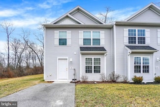 3567 Kortni Dr, Dover, PA 17315