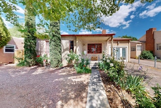 418 Carlisle Blvd SE, Albuquerque, NM 87106