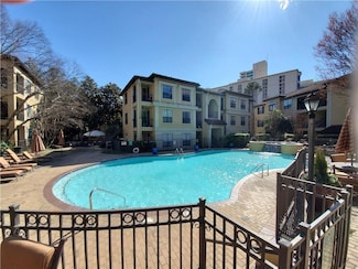3777 Peachtree Rd NE Unit 822, Brookhaven, GA 30319