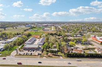 322 W State Highway 152, Mustang, OK 73064