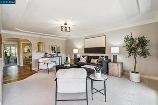 2064 Golden Rain Rd Unit 3, Walnut Creek, CA 94595