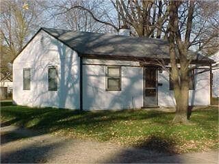 109 Ruby Ct, Michigan City, IN 46360