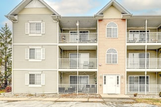 2343 99th St Unit 1A, Highland, IN 46322