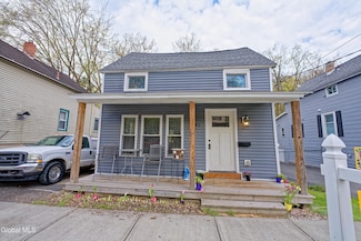 941 6th St, Rensselaer, NY 12144