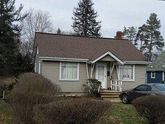 411 E Water St, Slippery Rock, PA 16057