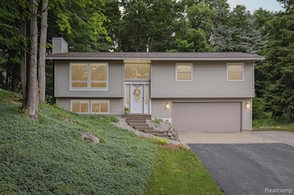 3091 Paysage Place, Traverse City, MI 49684