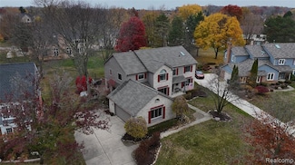 4111 Seymour Dr, Troy, MI 48098