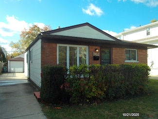 762 Ruffner Ave, Birmingham, MI 48009