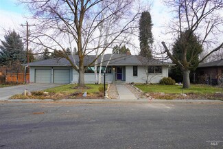 2844 W Parke Circle Dr, Boise, ID 83705