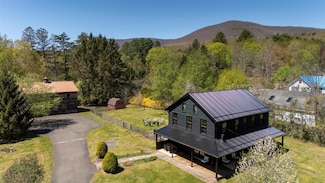 39 Van Wagner Rd, Willow, NY 12495