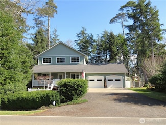 278 Duck Lake Dr SE, Ocean Shores, WA 98569
