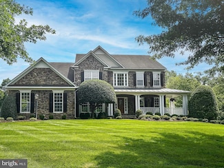 7633 Great Dover St, Gainesville, VA 20155