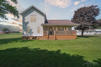 3715 NE County Line Rd, Merrill, MI 48637