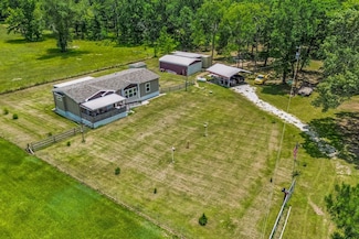 505 County Road 4529, Crockett, TX 75835