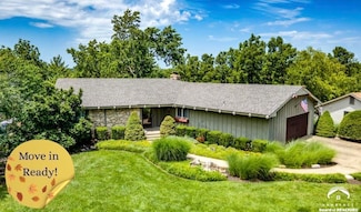 2013 Camelback Dr, Lawrence, KS 66047