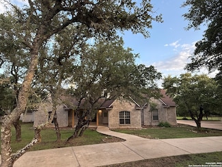631 Dresden Wood Dr, Boerne, TX 78006