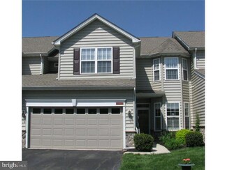 303 Ridgeview Dr, Morgantown, PA 19543