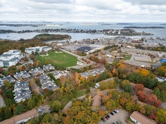 16 Beal's Cove Rd Unit E, Hingham, MA 02043