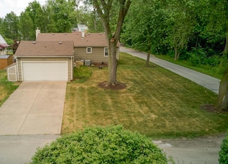 8952 Branton Ave, Highland, IN 46322