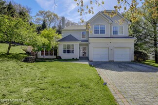 33 Berkley Ct, Morganville, NJ 07751