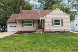 38278 Roselawn Ave, Willoughby, OH 44094