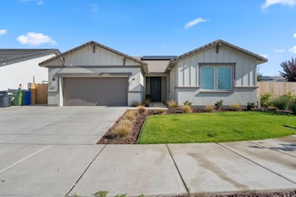 3710 Spyglass Ln, Turlock, CA 95382