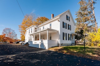 35 Rochester St, Berwick, ME 03901