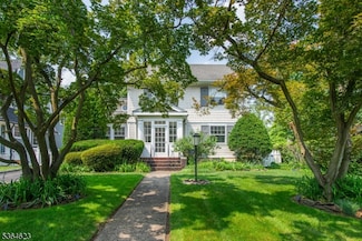 228 Watchung Ave, Montclair, NJ 07043