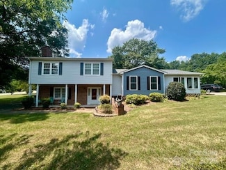 3616 Raven Hill Dr, Gastonia, NC 28056