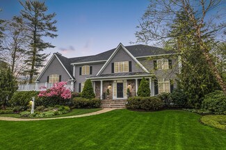 2 Mackenzie Ct, Andover, MA 01810