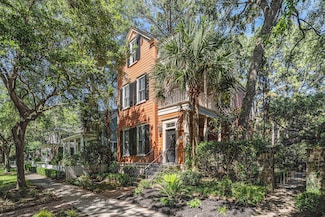 82 Ponsbury Rd, Mount Pleasant, SC 29464