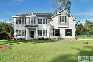 8 Oakcrest Ct, Savannah, GA 31405