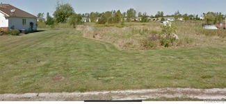 39 W Deer Park S, Capac Vlg, MI 48014