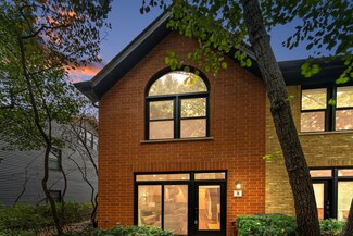 1801 W Diversey Pkwy Unit 8, Chicago, IL 60614
