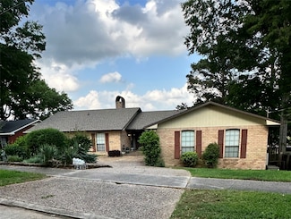 2415 Lakecrest Dr, Shreveport, LA 71109