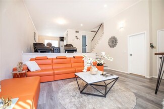 9950 Topanga Canyon Blvd Unit 69, Chatsworth, CA 91311