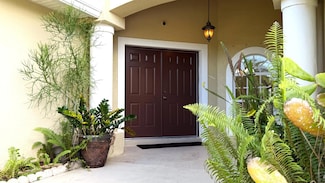 1522 SW Medley Ln, Port Saint Lucie, FL 34953