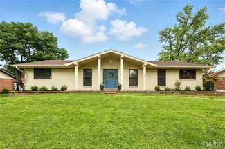 5839 Pebble Oak Dr, Saint Louis, MO 63128